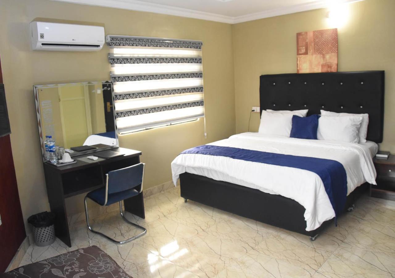 24-7 Electricity Agore Hotels And Suites Ltd Awoyaya Exterior foto