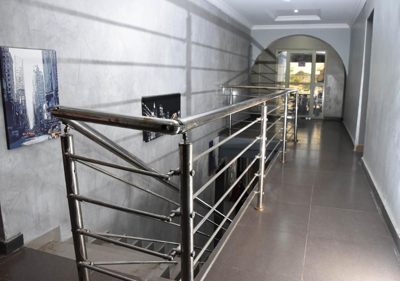 24-7 Electricity Agore Hotels And Suites Ltd Awoyaya Exterior foto