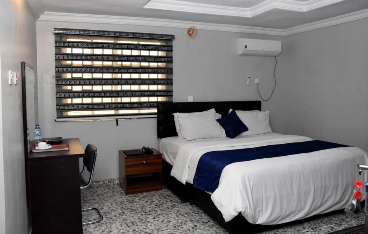 24-7 Electricity Agore Hotels And Suites Ltd Awoyaya Exterior foto